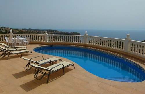 Cumbre del Sol Ski Chalet | ¡villa en la Montaña con Vistas al Mar! Ideal Para Familias, con Piscina Propia
