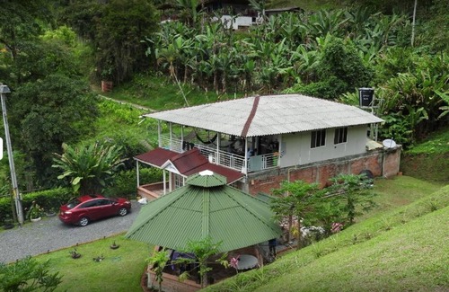 Pereira House | Villa Encanto ~be enchanted at a peaceful place~