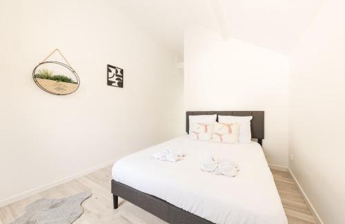 Coupvray Apartment | Villa Épure - 10 min Disneyland - 6 people