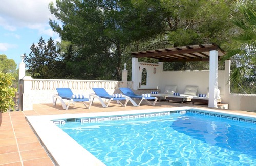 Sant Antoni de Portmany Villa | Villa Susan Ibiza - 3 Bedrooms | Private Pool | Spacious Grounds | Wifi + A/C