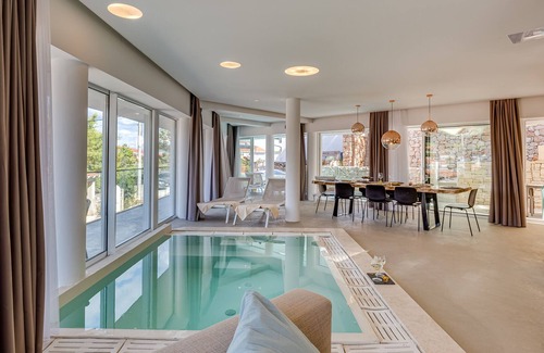 Cove Basina (Jelsa) Villa | Villa Estate da Noi on Hvar – Crovillas GmbH