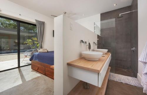 Playa Langosta Villa | Villa Ethir