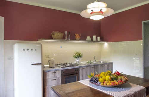 Verzuolo Villa | VILLA FELICE, POOL 25*4 mt, SKY SPA, private GARDEN, WIFI