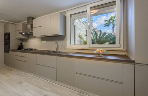 Querceta Villa | Villa Fiumetto by MMega