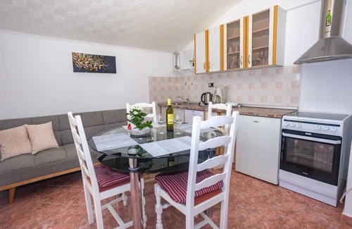 Brajkovici Apartment | VILLA FJORD Two-Bedroom Apartment 4