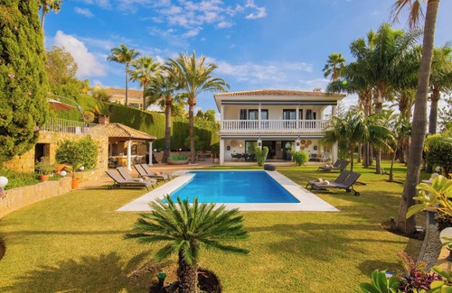 Urbanizacion el Rosario Villa | Villa 'Flores' with Sea View, Wi-Fi and Air Conditioning