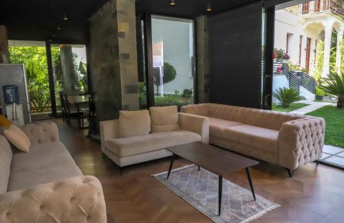 Elbasan House | Villa Flower Berat