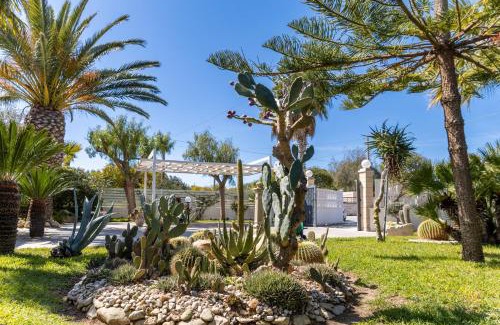 Santa Maria del Focallo Villa | Villa Forino Ragusa