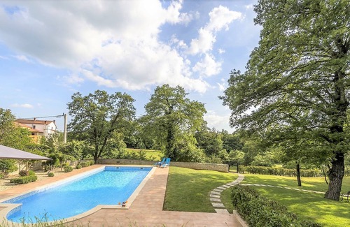 Kringa Cottage | Villa for up to 8 persons, with private garden and pool