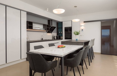 Podstrana Apartment | Villa Four Brothers Middle Floor