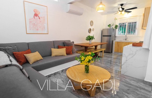 Bajio House | VILLA GADI - Roof Garden - Pizza Oven - Tiny Pool