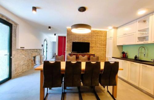 Lupoglav Villa | Villa Galant Brgudac - Private Oasis with Pool