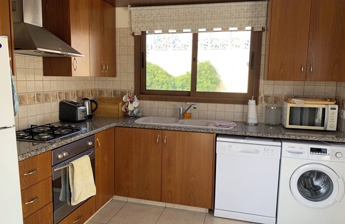 Pissouri Villa | Villa Georgina lovely well equipped villa, vibrant garden, large pool & sea view