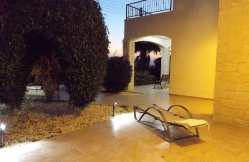 Pissouri Villa | Villa Georgina lovely well equipped villa, vibrant garden, large pool & sea view