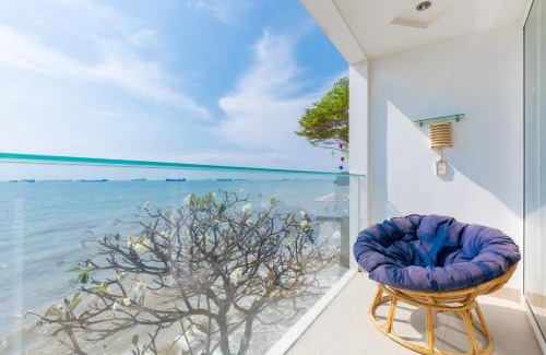 Vung Tau Villa | Villa Giáp biển 69 Trần Phú, Bãi trước