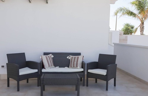 Capitolo Villa | Villa Ginevra - Two Bedroom Villa, Sleeps 4