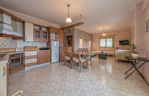 Preveza House | Villa Giovanni (Friendly,family,hospitable,mellow place)