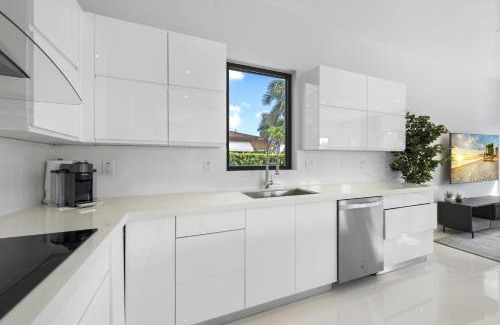 Fontainebleau Villa | Villa Grand