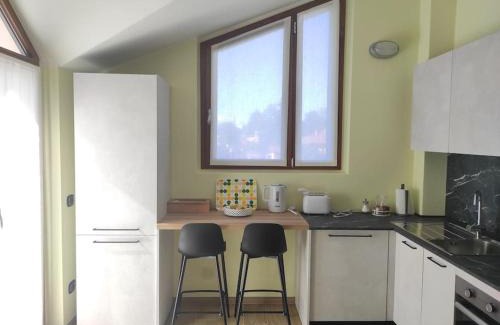 Locate Varesino Apartment | Villa " I Sette Pini "