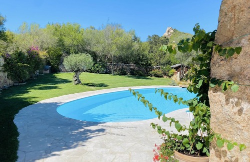 Cannigione Villa | Villa Ibiscus Cannigione