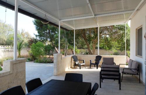 Punta Prosciutto Villa | Villa Il Giardino con Piscina a soli 350 mt dalla Spiaggia di Punta Prosciutto