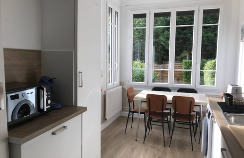 Cabourg Villa | Villa in Cabourg, 3 mn walk from the beach, 9 mn from the casino.
