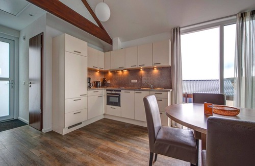 Kronenburg House | Villa in Germany with Sauna & Valley Views