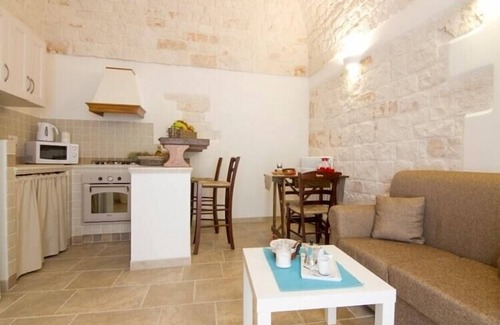 Cisternino House | Villa in Itria Valley with Infinity Pool