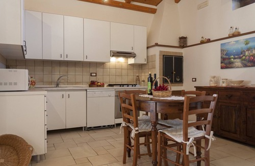 Castellana Grotte Villa | Villa in Monopoli for 12 guests in six bedroom