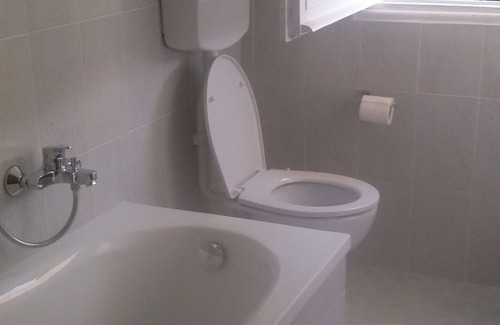 Jesolo Pineta Villa | VILLA IN PINETA 5 MINUTES WALKING DISTANCE FROM THE BEACH, with garden and 2 parking spaces