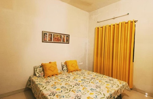 Mathura Villa | Villa in Radha Golf l 5 mins to Sri Rupa Seva Kunj ISKCON l Near Gaurangi Ras Kunj & Brij Vasundhara