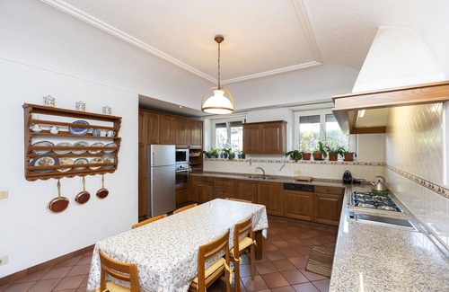 Camilluccia Villa | Villa in Rome with 6 bedrooms sleeps 12