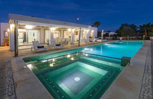 Sant Antoni de Portmany Villa | Villa in San Antonio sleeps 10