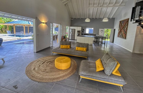 Gourbeyre Villa | Villa in the heart of lush vegetation (GPGB01)