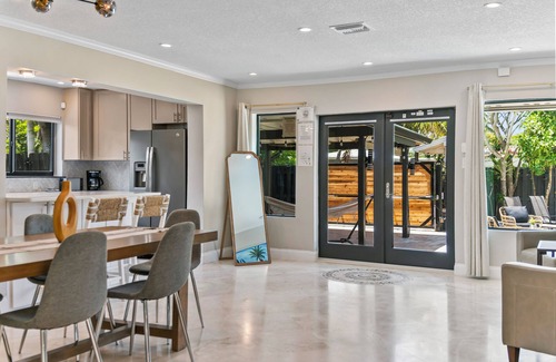 Wilton Manors Villa | Villa in Wilton Manors Heated Pool 10 min to beach