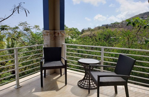 Estate Elizabeth Apartment | Villa Indigo 1br Apartment Within an exclusive private, gated community