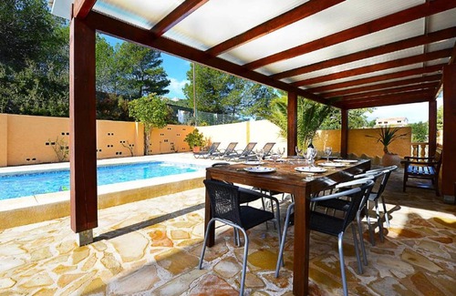 Empedrola Villa | Villa Iris - Plusholidays
