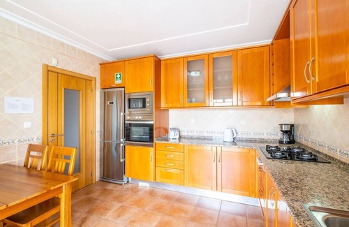 Urbanizacao dos Calicos Ski Chalet | Villa Isabella - FARM VILLAGE