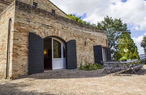 Montemaggiore al Metauro Villa | Villa Eos, the ideal location for a relaxing vacation