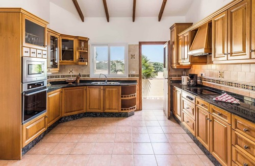 El Beal Villa | Villa Janubio 11 - Four Bedroom Villa, Sleeps 8