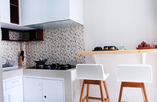 Bangunjiwo Villa | Villa Jogja Grand Bale with Private Pool by Simply Homy