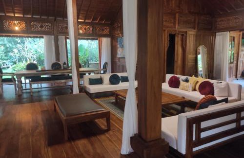 Pancawati Villa | Villa Joglo Omah Kempalan, private pool, 6 BR in Sentul