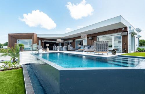 Saint-Francois Villa | VILLA KARAMISO - Piscine à débordement & Vue sur mer - Accès Plage