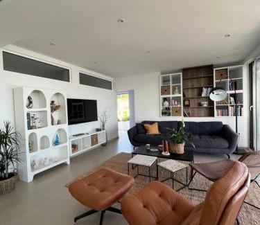 Kastel Kambelovac Villa | Villa Kartolina