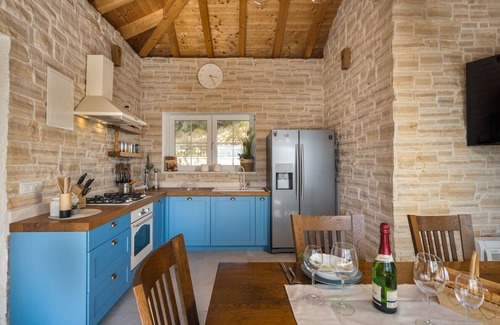 Diklo Villa | Villa Katarina with pool