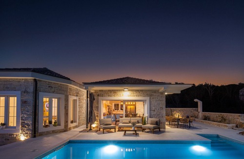 Diklo Villa | Villa Katarina with pool