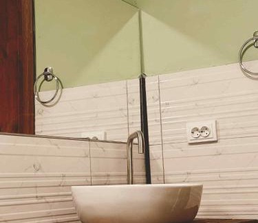 Gergeti House | Villa Kazbegi & Cottages