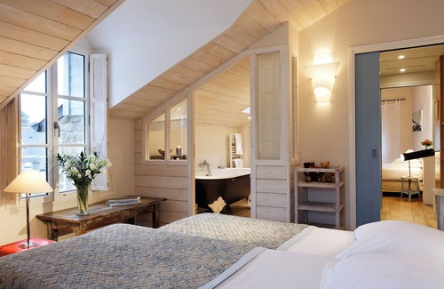 La Trinite-sur-Mer Villa | Villa Kerisper - Sleeps 45