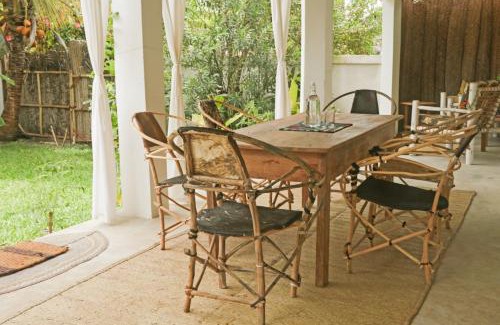 Paje Bed & Breakfast | Villa Kiota