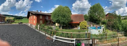 Grosswangen House | Villa Kunterbunt